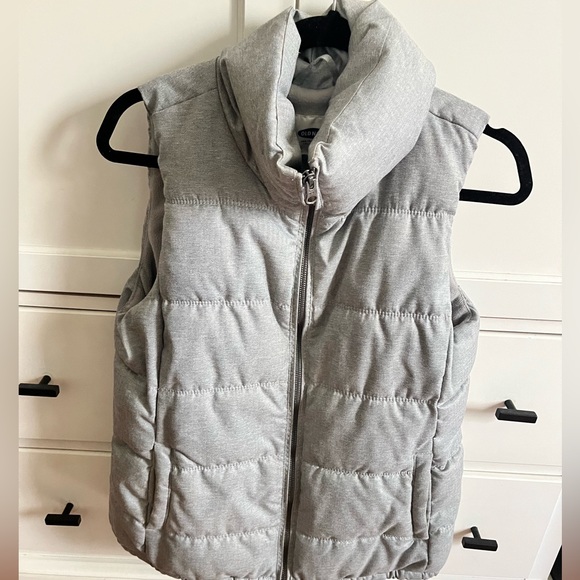 Old Navy Frost Free Vest - Picture 1 of 4